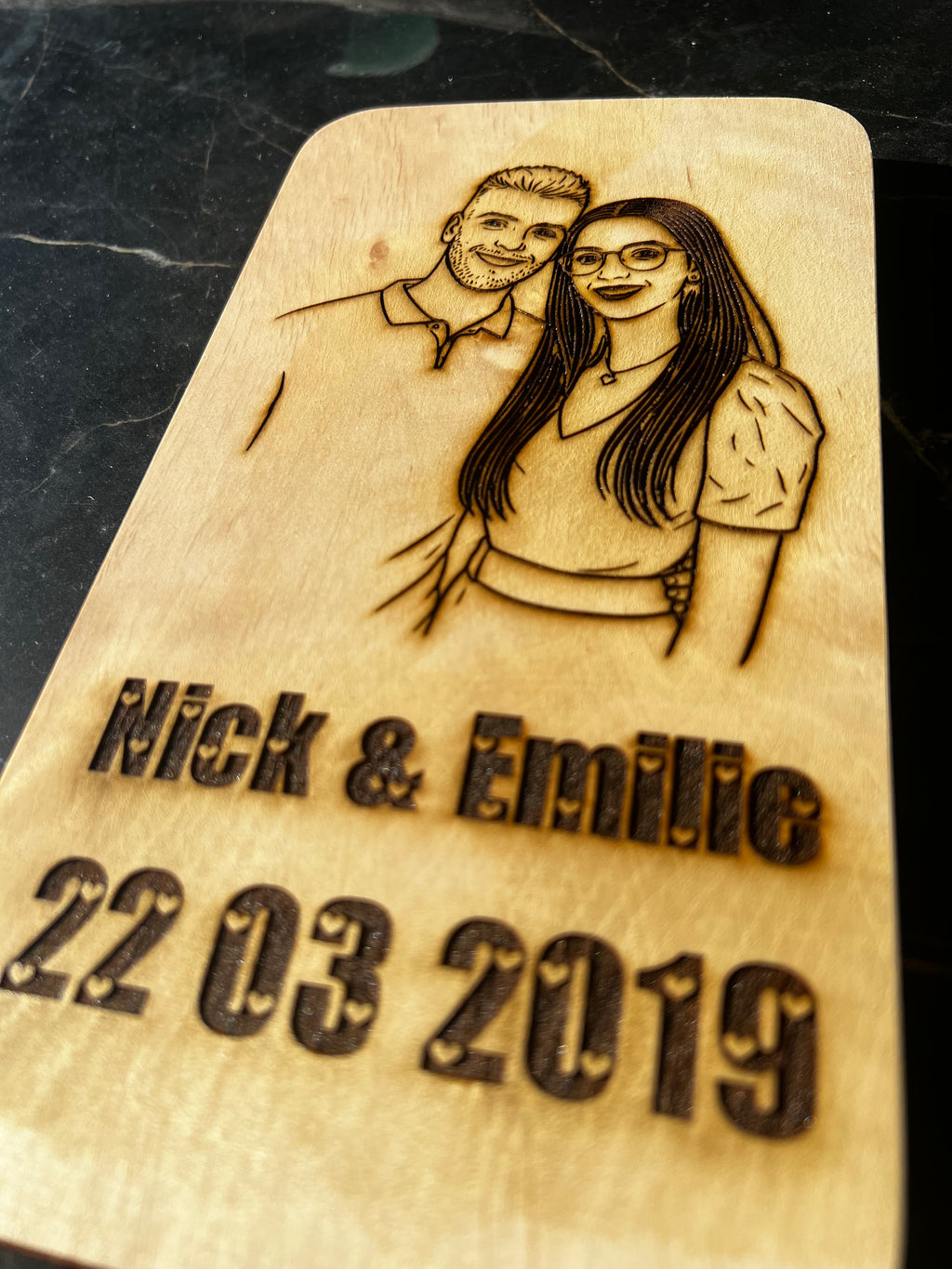 💖 Gepersonaliseerde houten plaquette – met foto, namen en datum gegraveerd