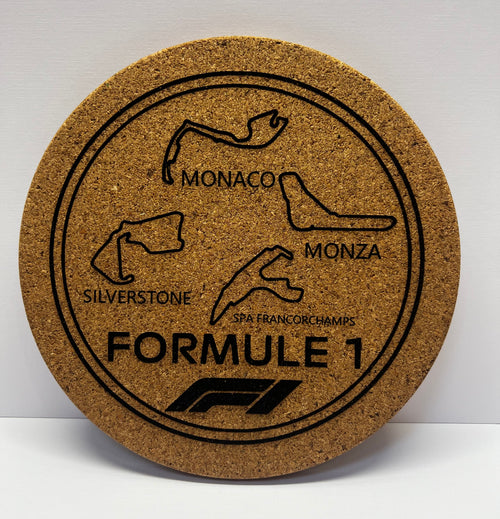 Dessous de plat F1 en liège gravé – Circuits Monaco, Monza, Spa & Silverstone – Idée cadeau fan Formule 1