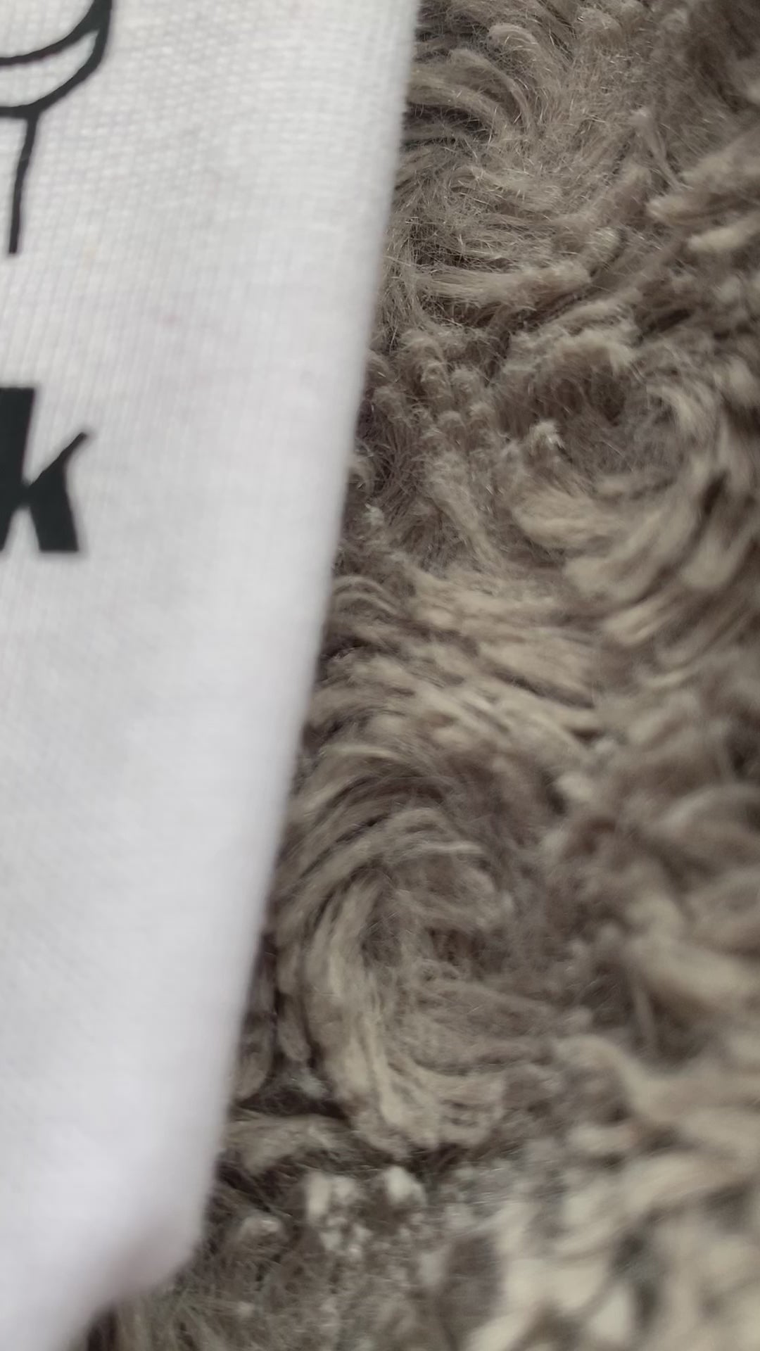 T-shirt personnalisé – Votre photo transformée en illustration + texte unique